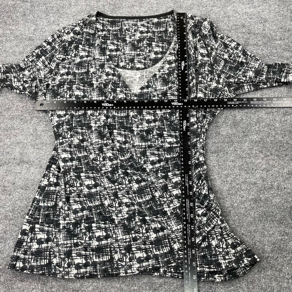 Soft Surroundings Shirt Women Large Black White Print Faux Wrap Side Ruch V-Neck - Picture 4 of 11